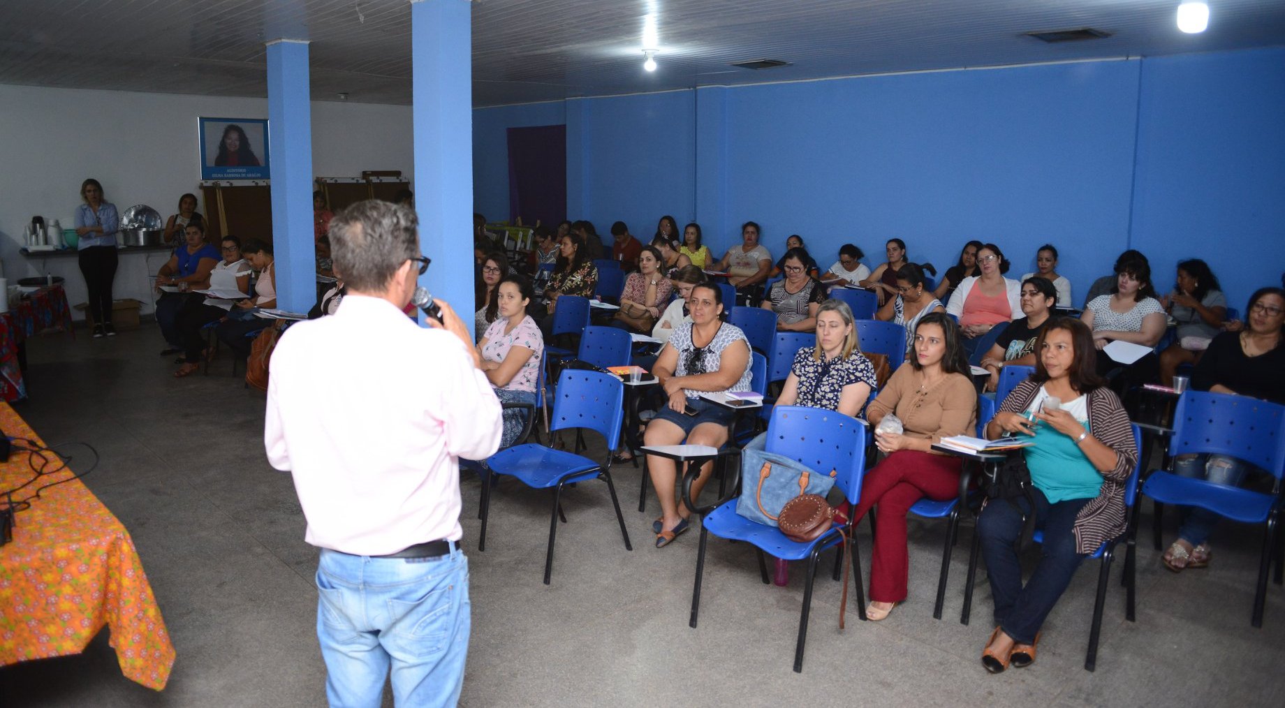 Capacitação da Semed debateu maneiras de lidar com a diversidade de raça e gênero em sala de aula