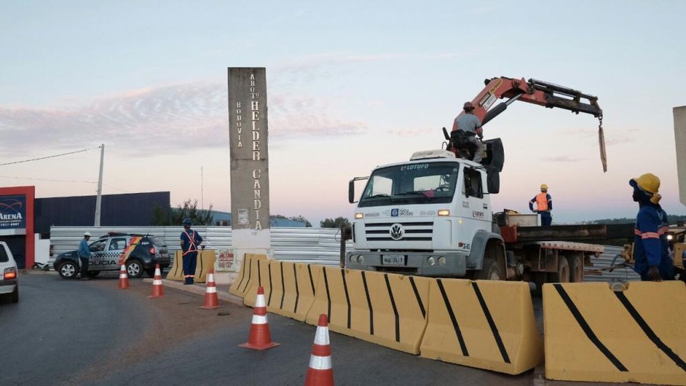 Governo de MT anuncia retomada de 83 obras no estado incluindo três construção previstas para Copa do Mundo de 2014