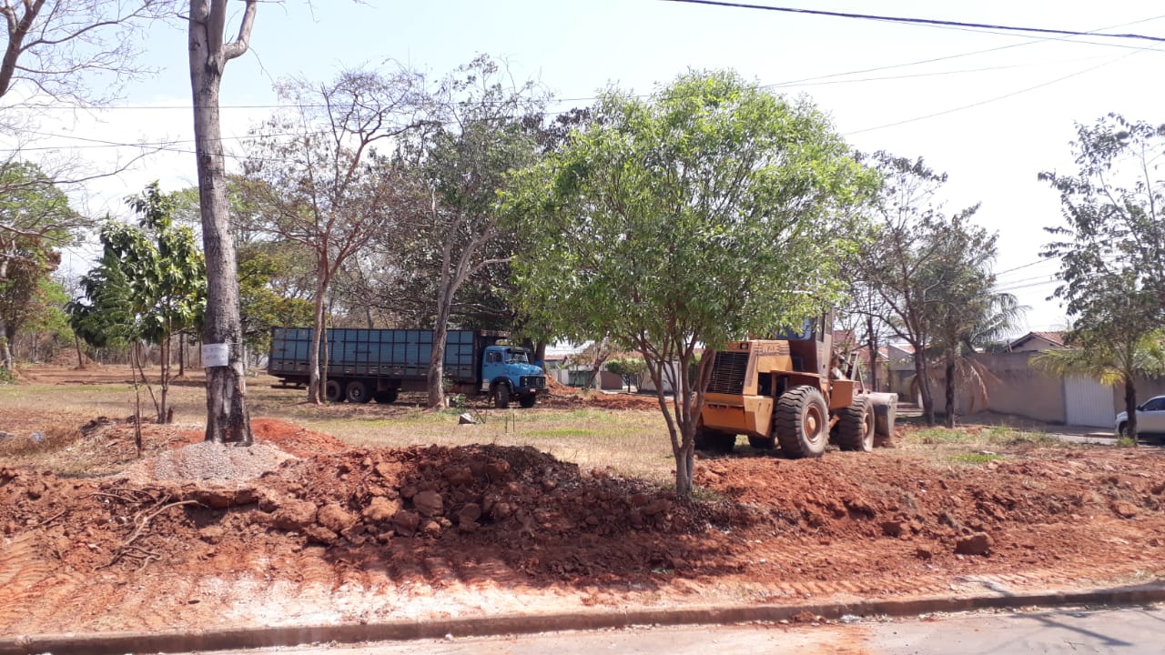 Prefeitura investe na construção de praças; na Vila Paulista e no José Sobrinho obras já iniciaram