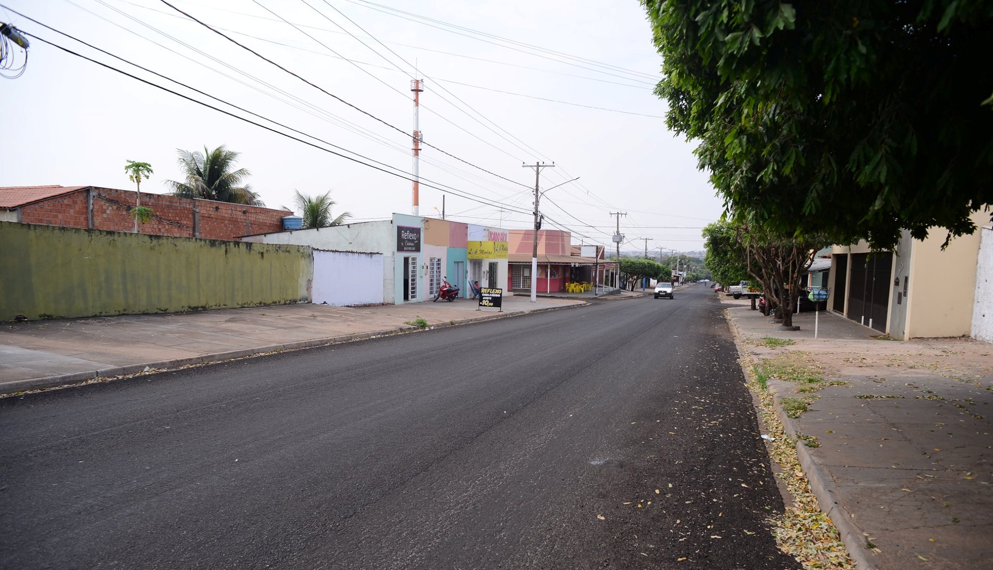 Obras de revitalização asfáltica avançam e ruas da região da Vila Operária ganham cara nova