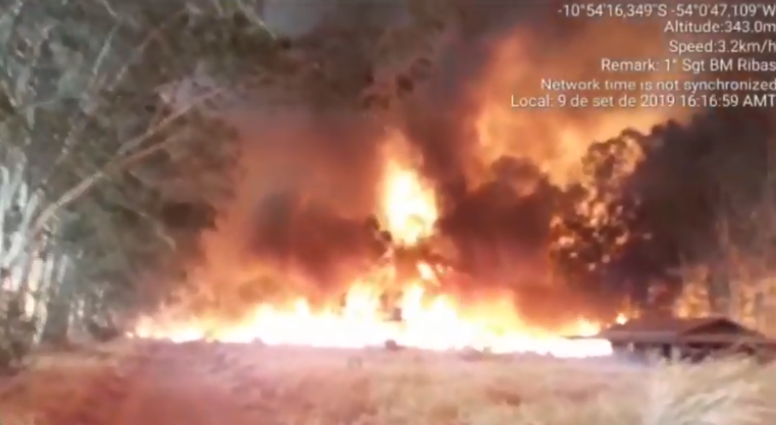 Incêndio de grandes proporções ameaça atingir reserva florestal em Marcelândia