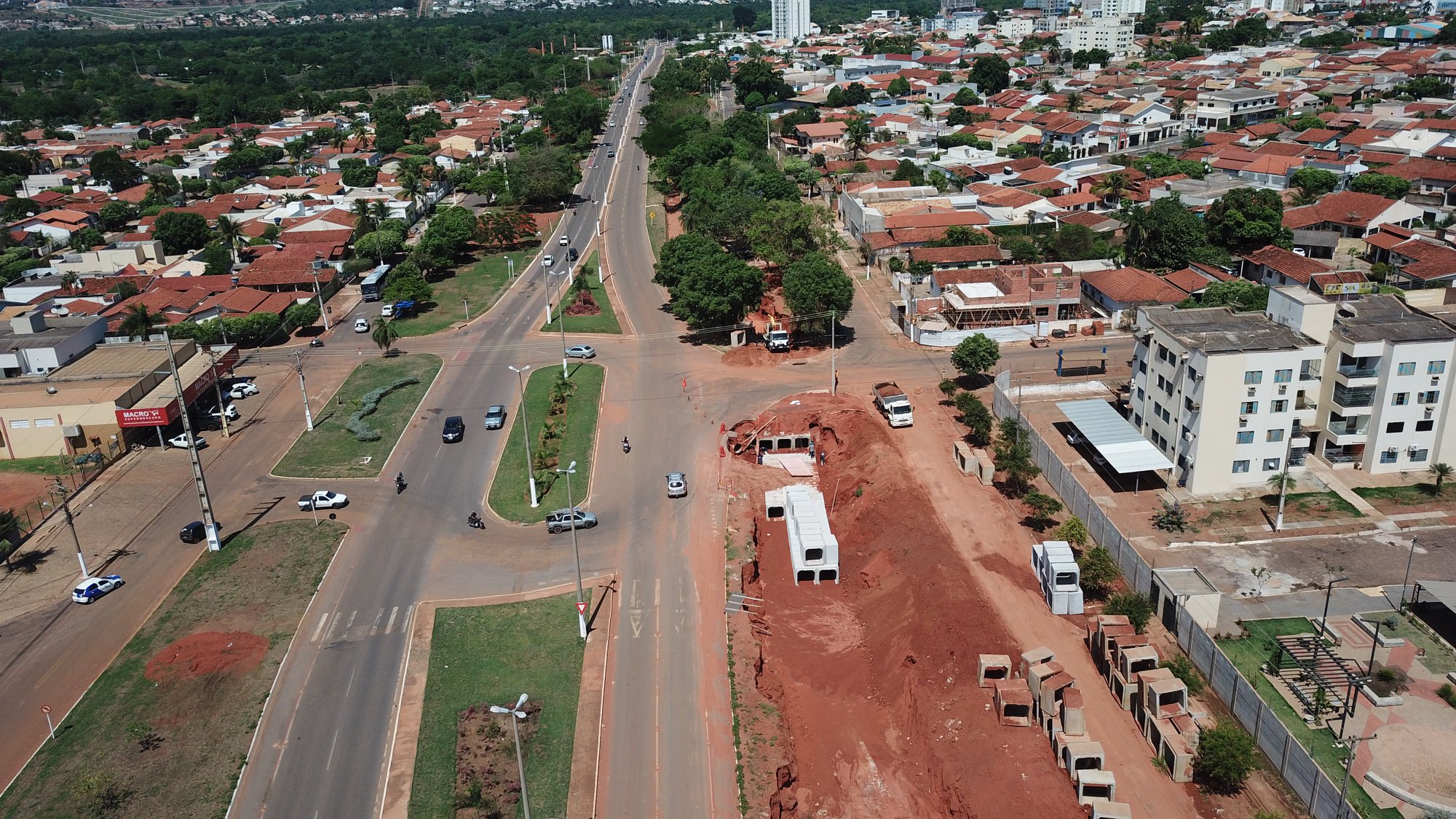 Serviços para conclusão da drenagem da avenida dos Estudantes são intensificados