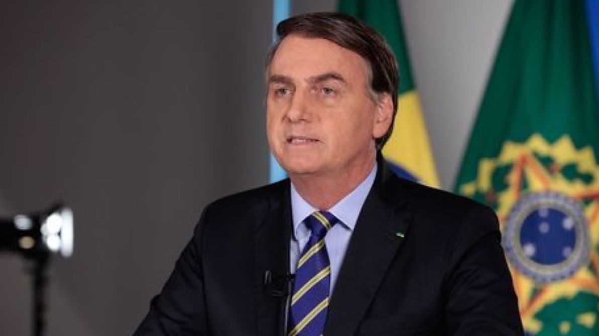 ‘Nosso objetivo principal sempre foi salvar vidas’, diz Bolsonaro na TV