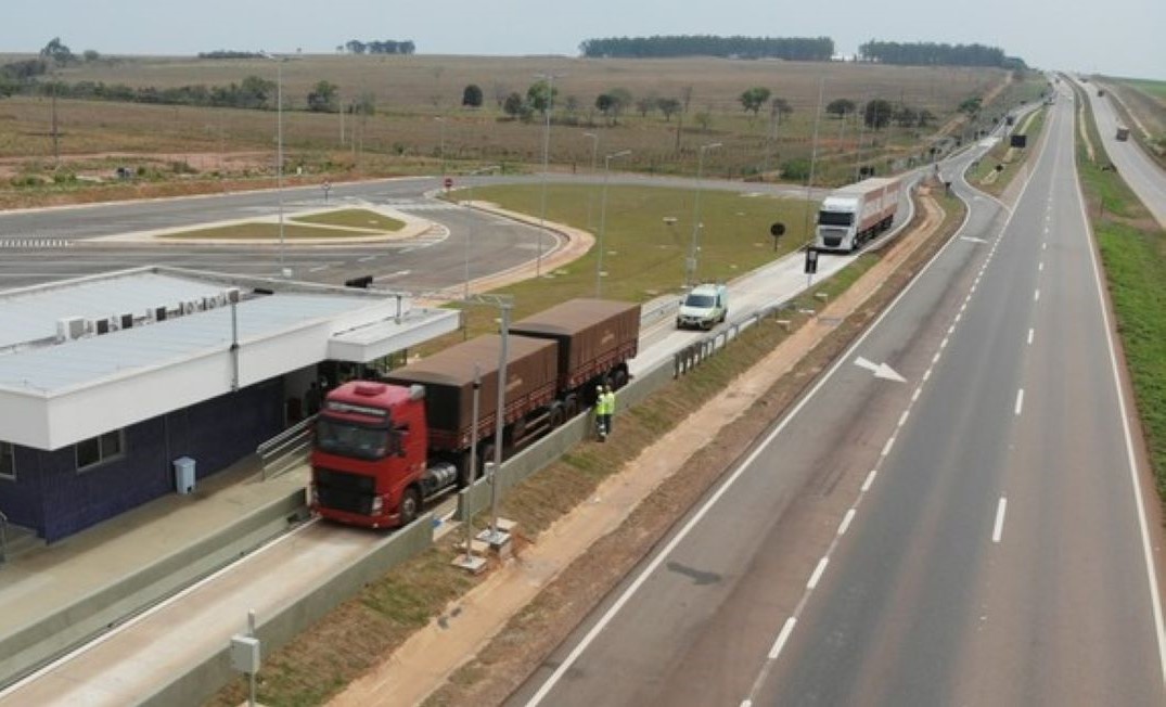 Transporte de cargas em MT tem queda de 70% no movimento durante pandemia