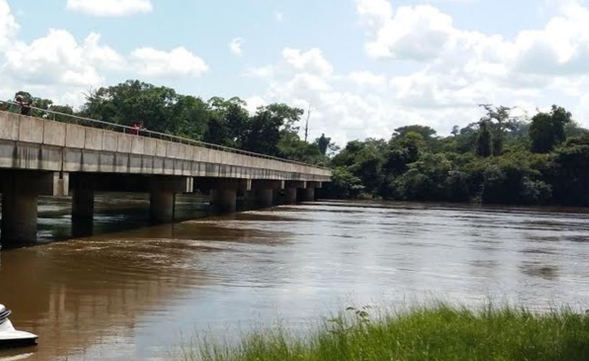 Juara | Avô e neto de 3 anos desaparecem em rio; corpo do idoso é encontrado