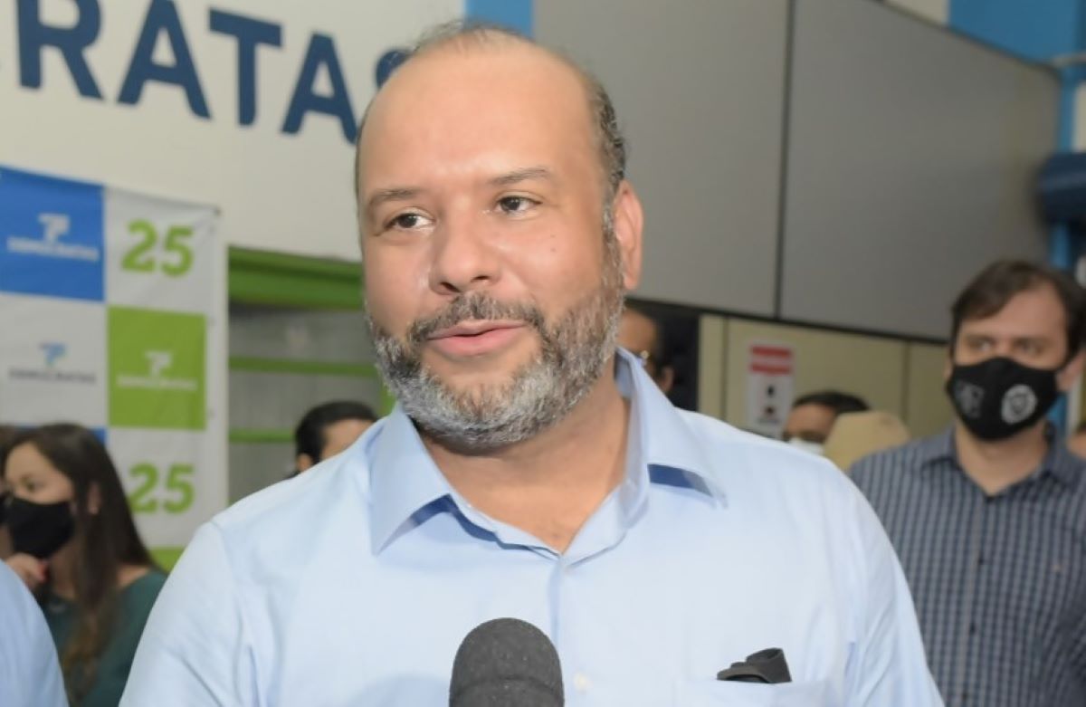 Em entrevista, Thiago Muniz apresenta proposta para revisão do PCCV dos servidores municipais