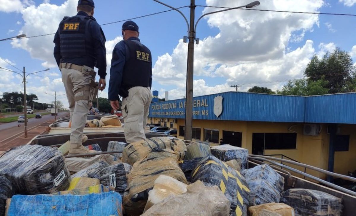 PRF faz apreensão recorde | 29 toneladas de maconha no Mato Grosso do Sul