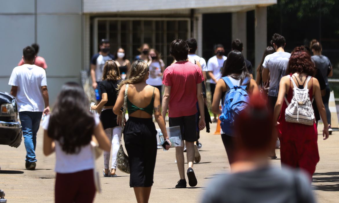 Faltam dois meses para o início do Enem 2021