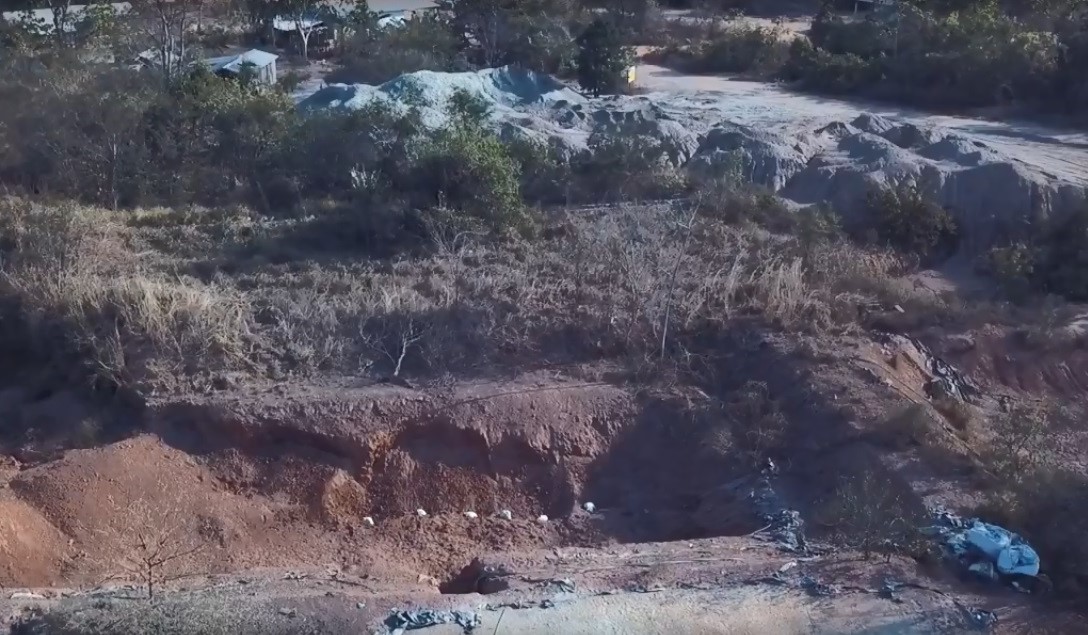 Mato Grosso | Trezentos quilos de dinamite apreendidos em garimpo onde ocorreu mortes são detonados pela Polícia Civil