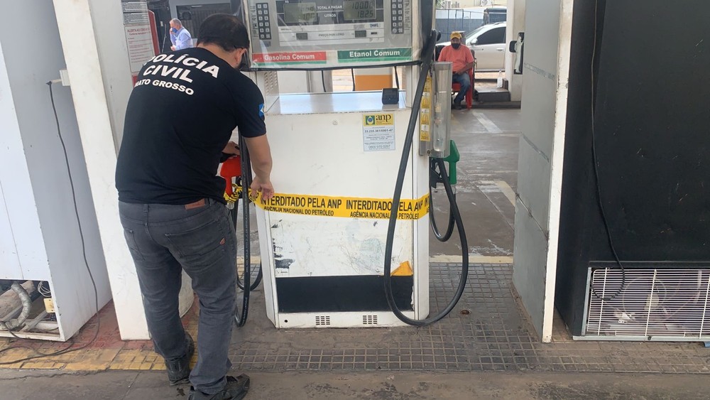 Gasolina vendida a R$ 6,68 por posto que teve gerente preso em Cuiabá continha 50% de etanol, diz delegado