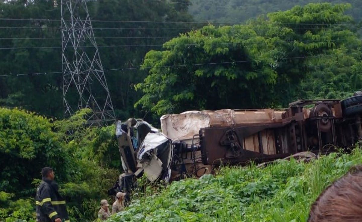 Mato Grosso | Grave acidente deixa um morto na BR-163