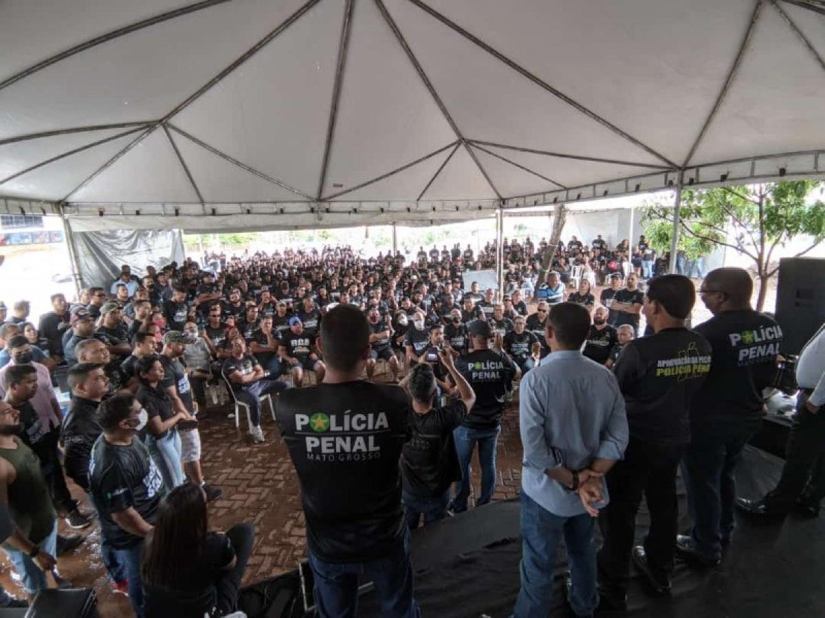 Mato Grosso | Policiais penais entram em greve e suspendem visitas em presídios