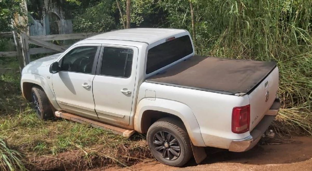 Mato Grosso | Polícia Militar recupera caminhonete roubada e localiza vítimas sequestradas