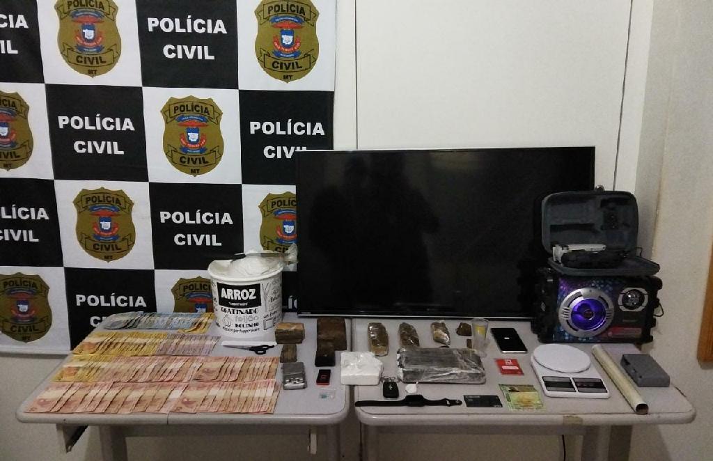 Polícia Civil prende mulher por tráfico de drogas durante investigação de homicídio em Rondonópolis