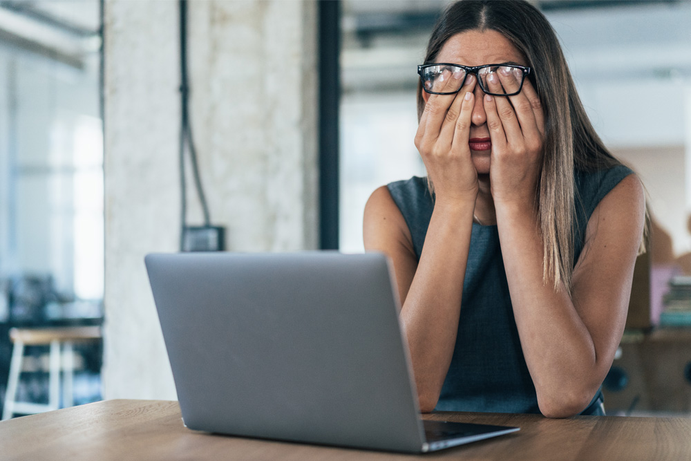 Alta incidência de burnout parental será um grande desafio para empresas, revela pesquisa