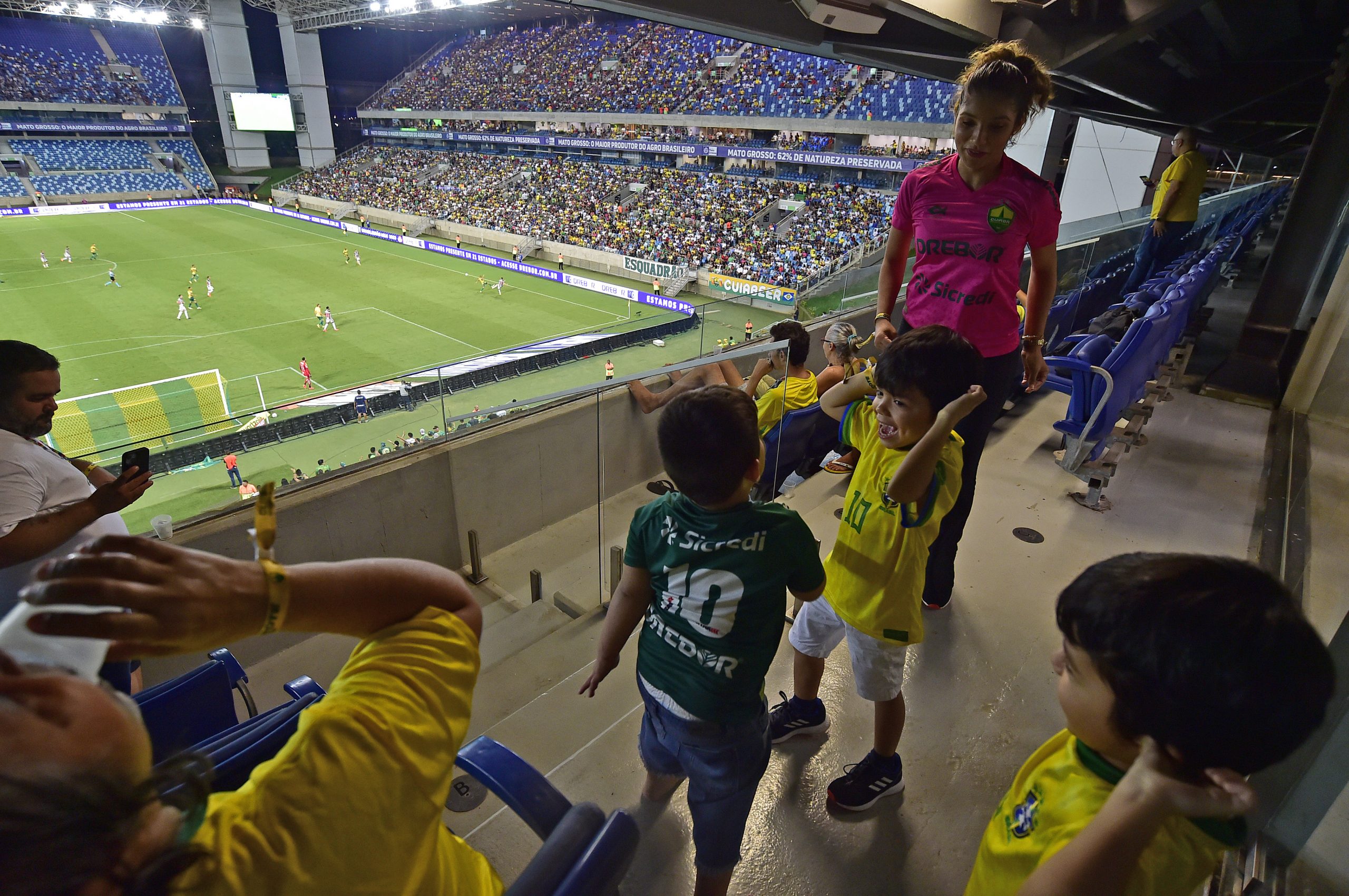 Inscrições abertas para sorteio de autistas que assistirão próximo jogo do Cuiabá na Arena Pantanal