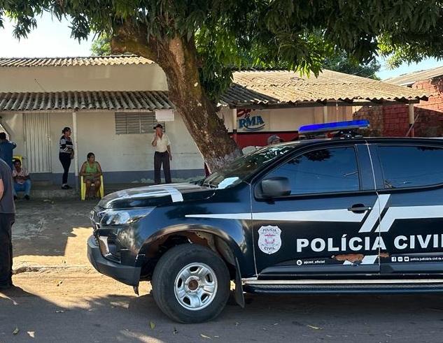Homem é preso pela Polícia Civil após matar vizinho a facadas em Água Boa