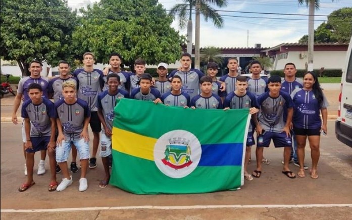 Pedra Preta | Alunos da escolinha de futsal da Prefeitura fazem bonito em campeonato estadual