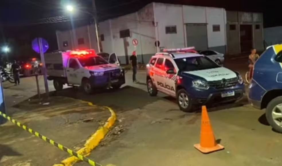 Tangará da Serra | Motociclista morre e garupa fica gravemente ferida em acidente com caminhão