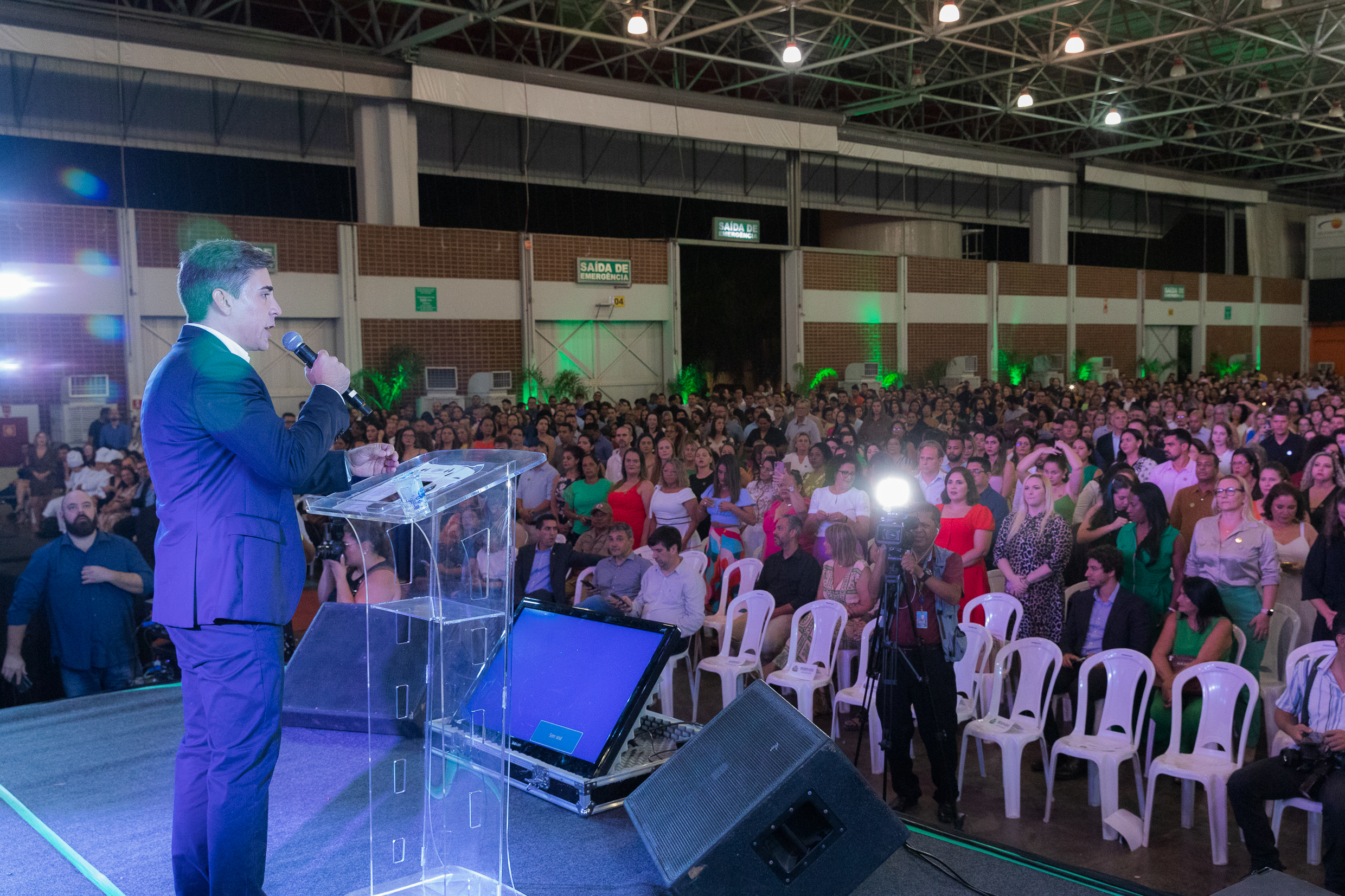 Seduc dá posse a 2,5 mil novos gestores para atuarem nas 647 escolas de Mato Grosso