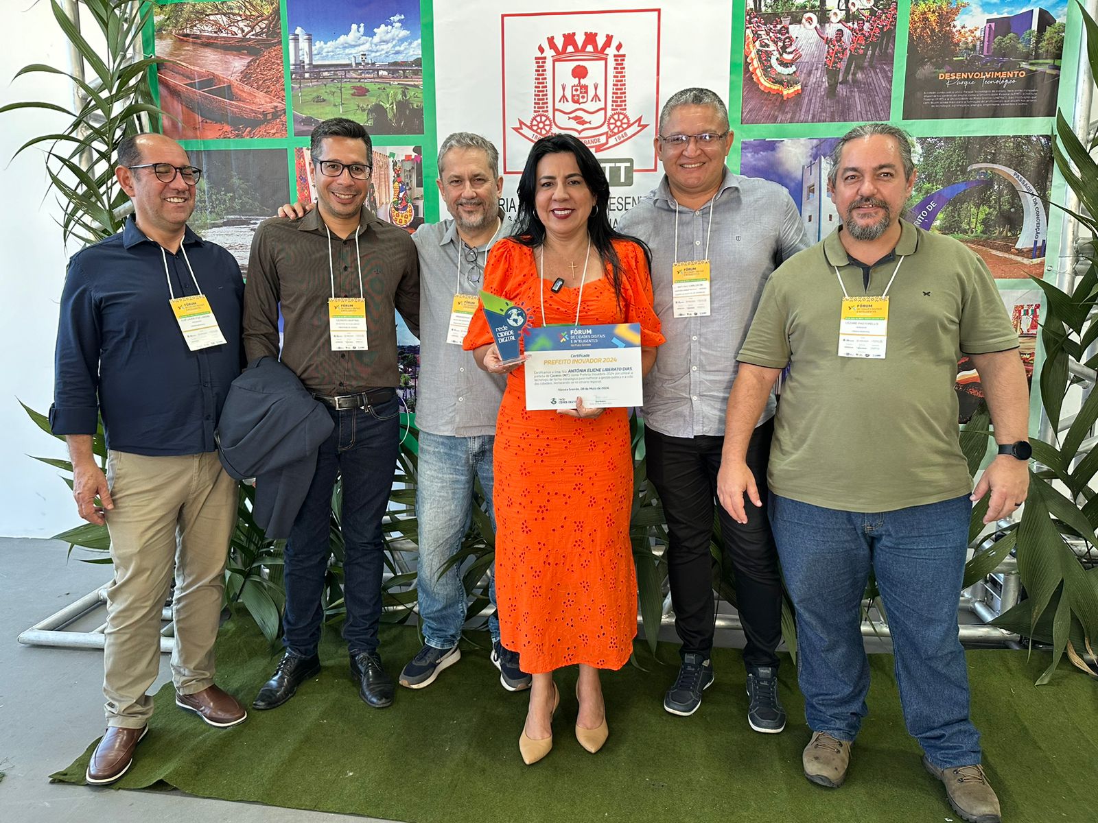 Cáceres | Prefeita Eliene Liberato recebe Prêmio de Cidade Digital e Inteligente em evento da RDC