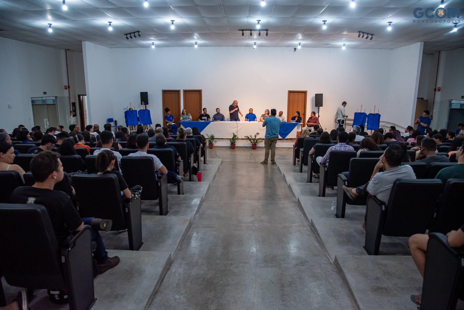 Rondonópolis | Prefeito entrega oficialmente as instalações do Complexo de Educação Superior Pe. Lothar aos alunos