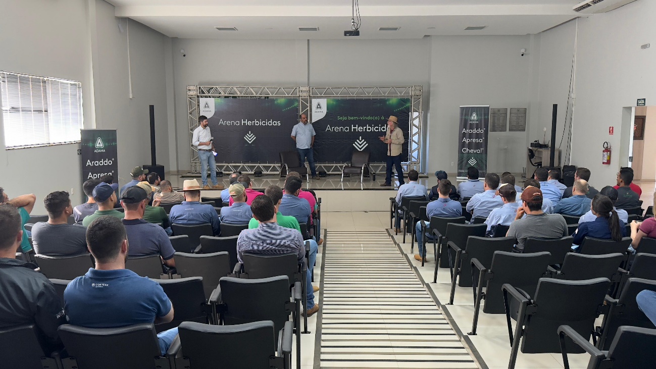 Arena Herbicidas debate manejo de plantas daninhas com produtores do Mato Grosso 