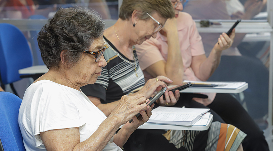 Senac-MT oferece oficinas e workshops gratuitos para o público 60+