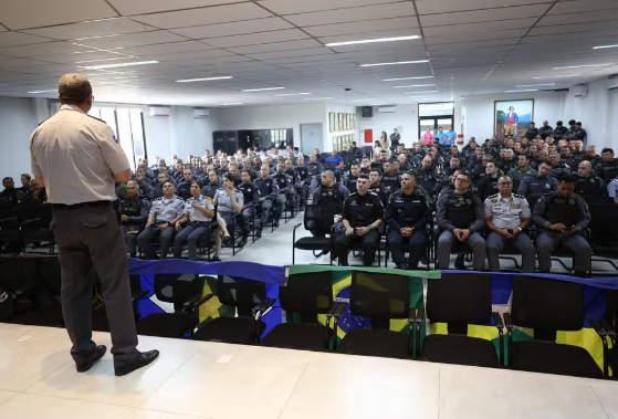 Seis policiais passam mal durante treinamento da Rotam e são encaminhados para hospital de MT