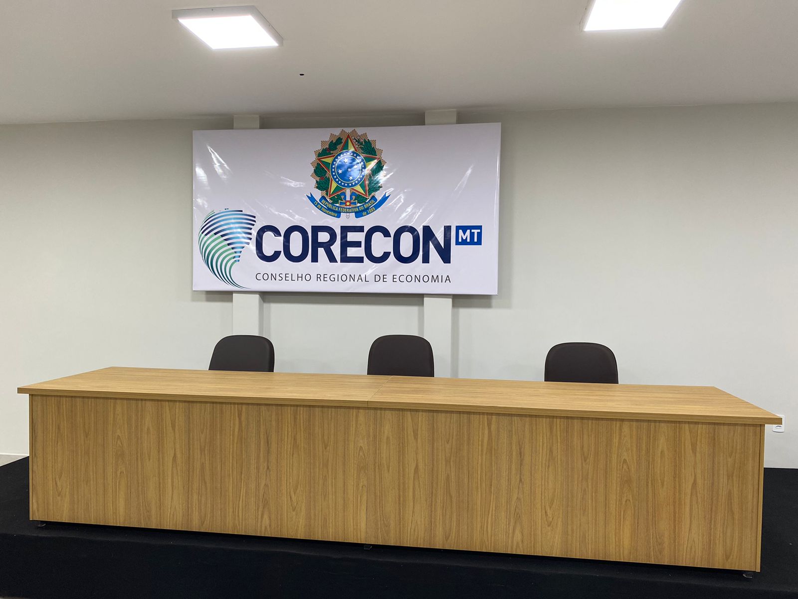 Corecon-MT celebra 50 anos do Conselho com Sede modernizada e Palestra Nacional