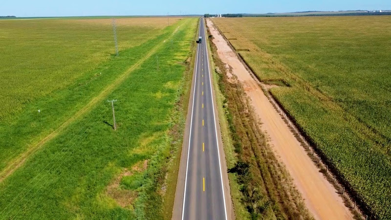 Importantes trechos da BR-364 são revitalizados em Mato Grosso: mais segurança em um dos principais corredores logísticos