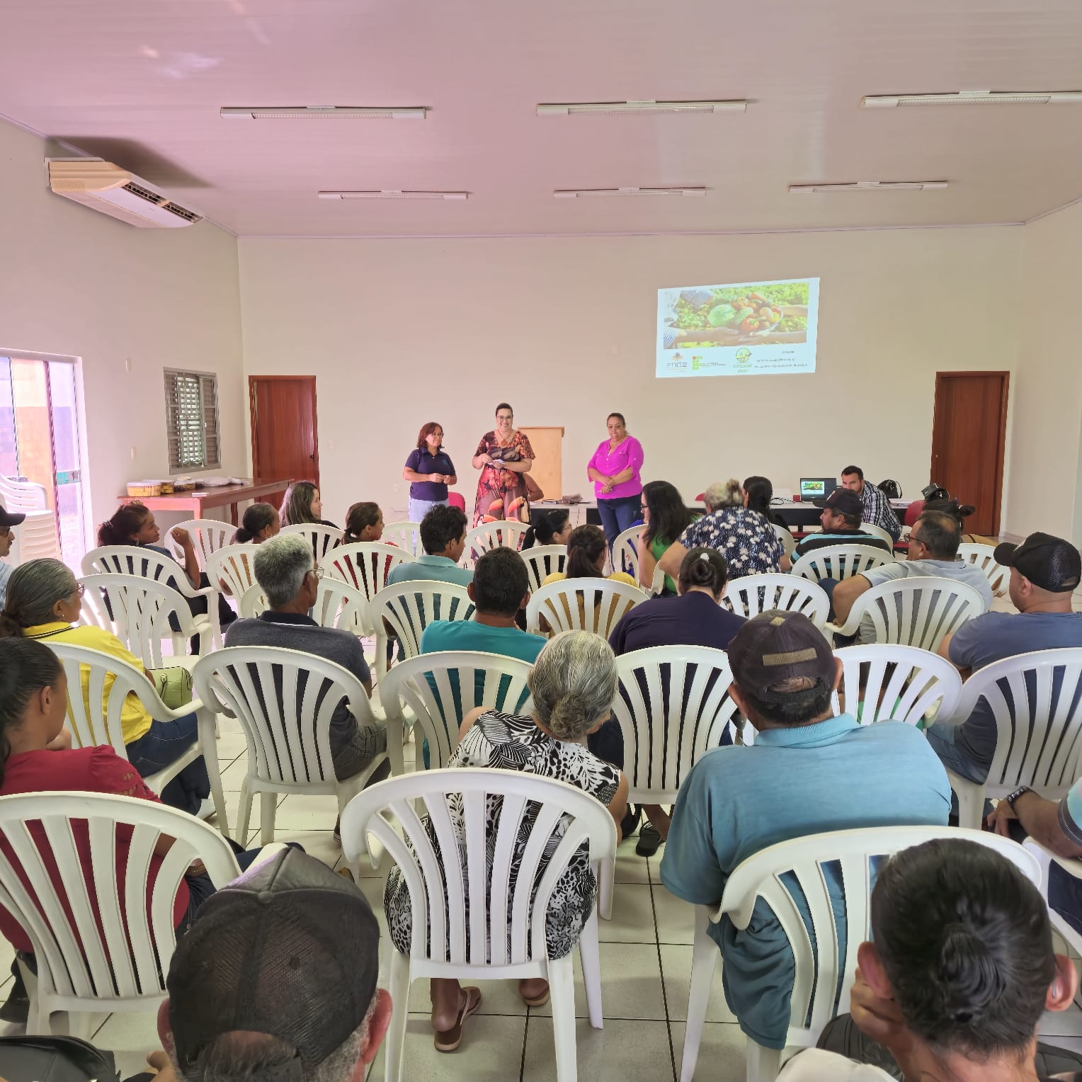 Prefeitura de Pedra Preta, Empaer e agricultores debatem informações sobre o PNAE 2025