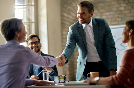 Atendimento de excelência é a chave do sucesso no varejo físico 