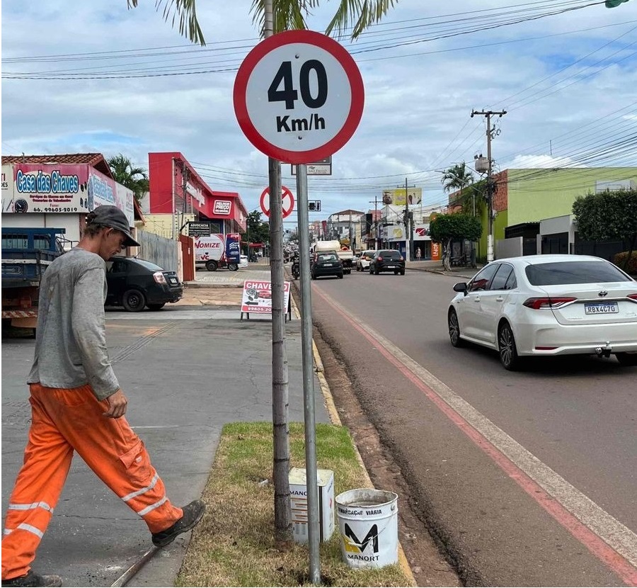 Rondonópolis | Mobilidade Urbana reforça sinalização indicativa de velocidade nas vias