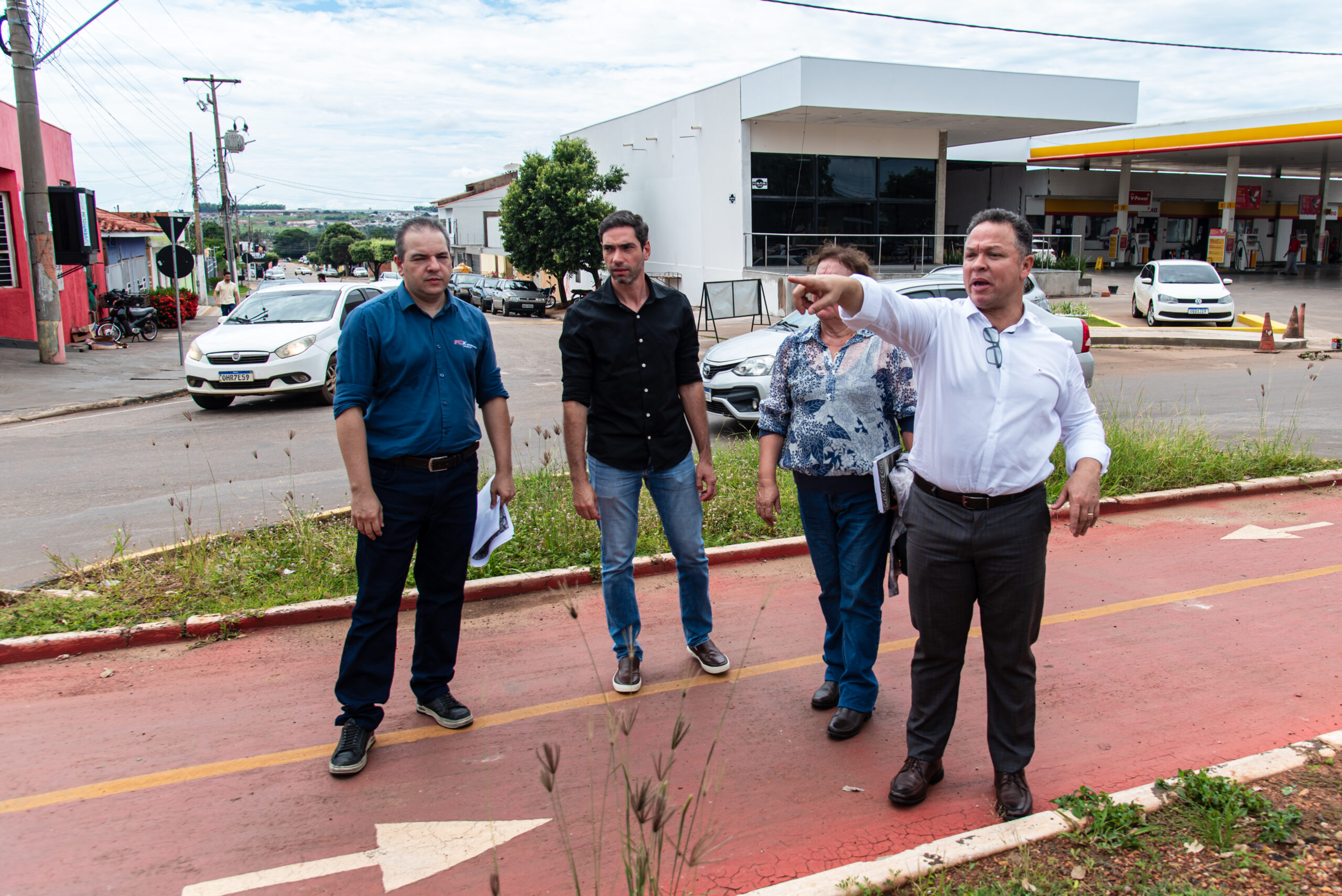 Rondonópolis | Prefeito e equipe técnica percorrem pontos que precisam de obras