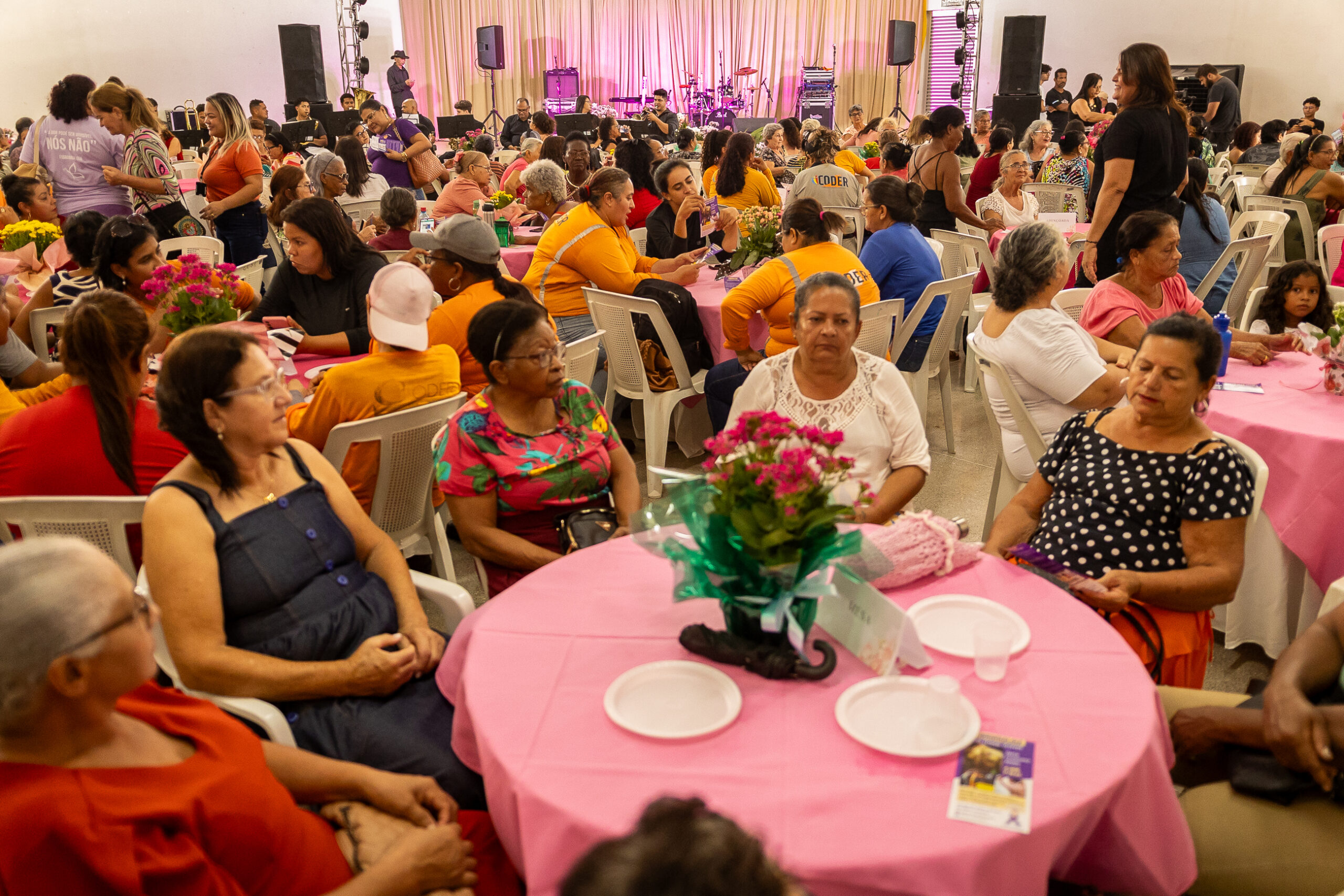 Rondonópolis | Assistidas da Assistência Social celebram o Dia Internacional da Mulher